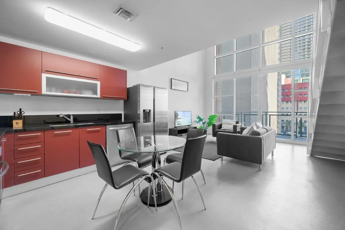 Luxury Living In Downtown *