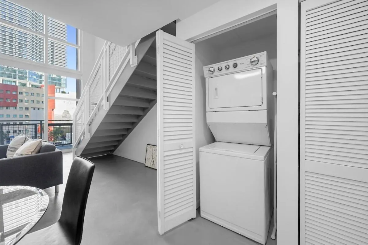 Luxury Living In Downtown Miami