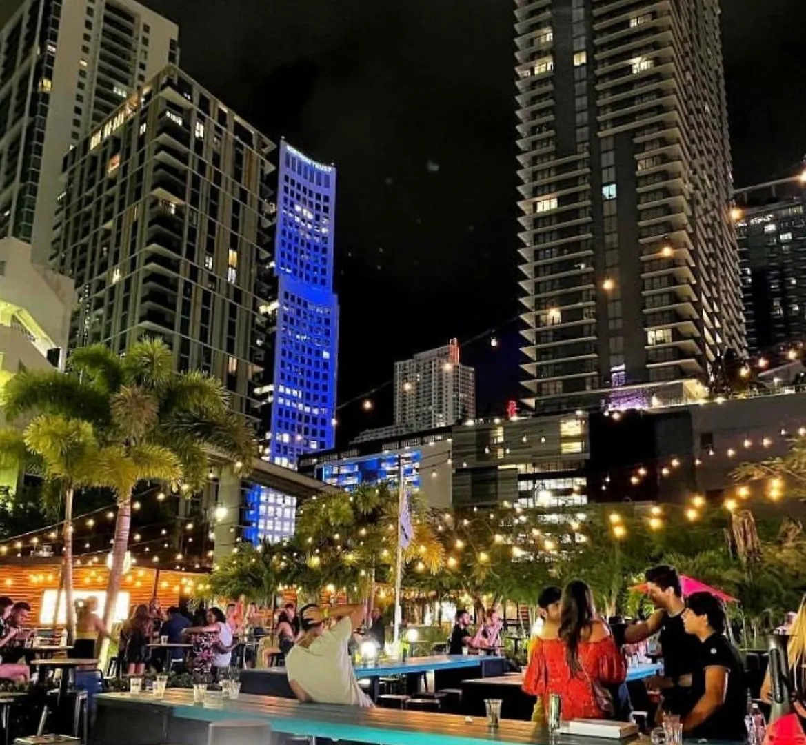 Homestay Guest W Free Parking At 7 Min To International Airport Miami