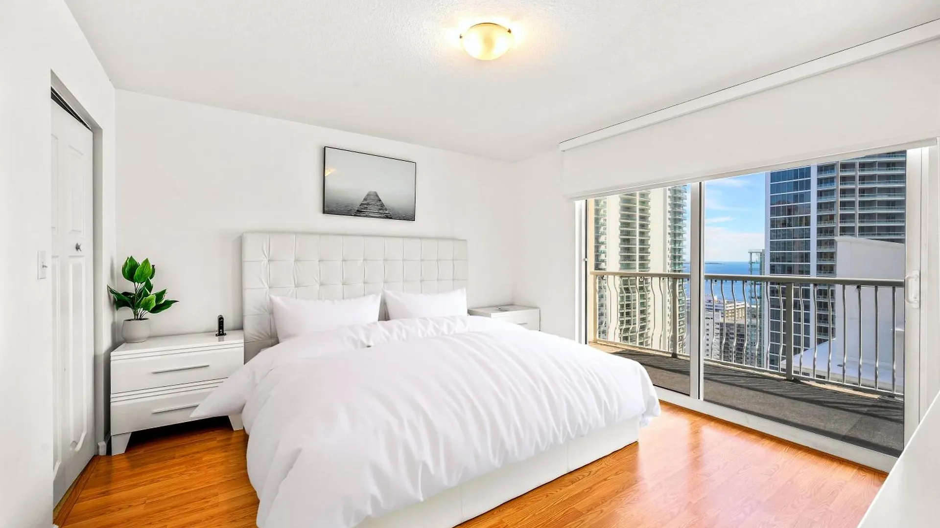 Sky High Living With Incredible Views *