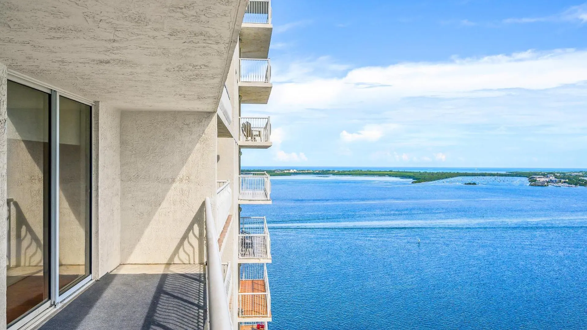 Apartment Sky High Living With Incredible Views *