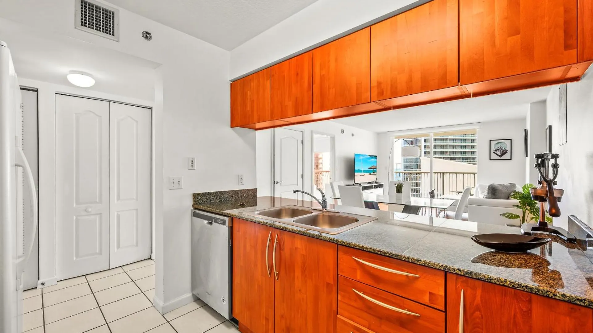Apartment Sky High Living With Incredible Views *