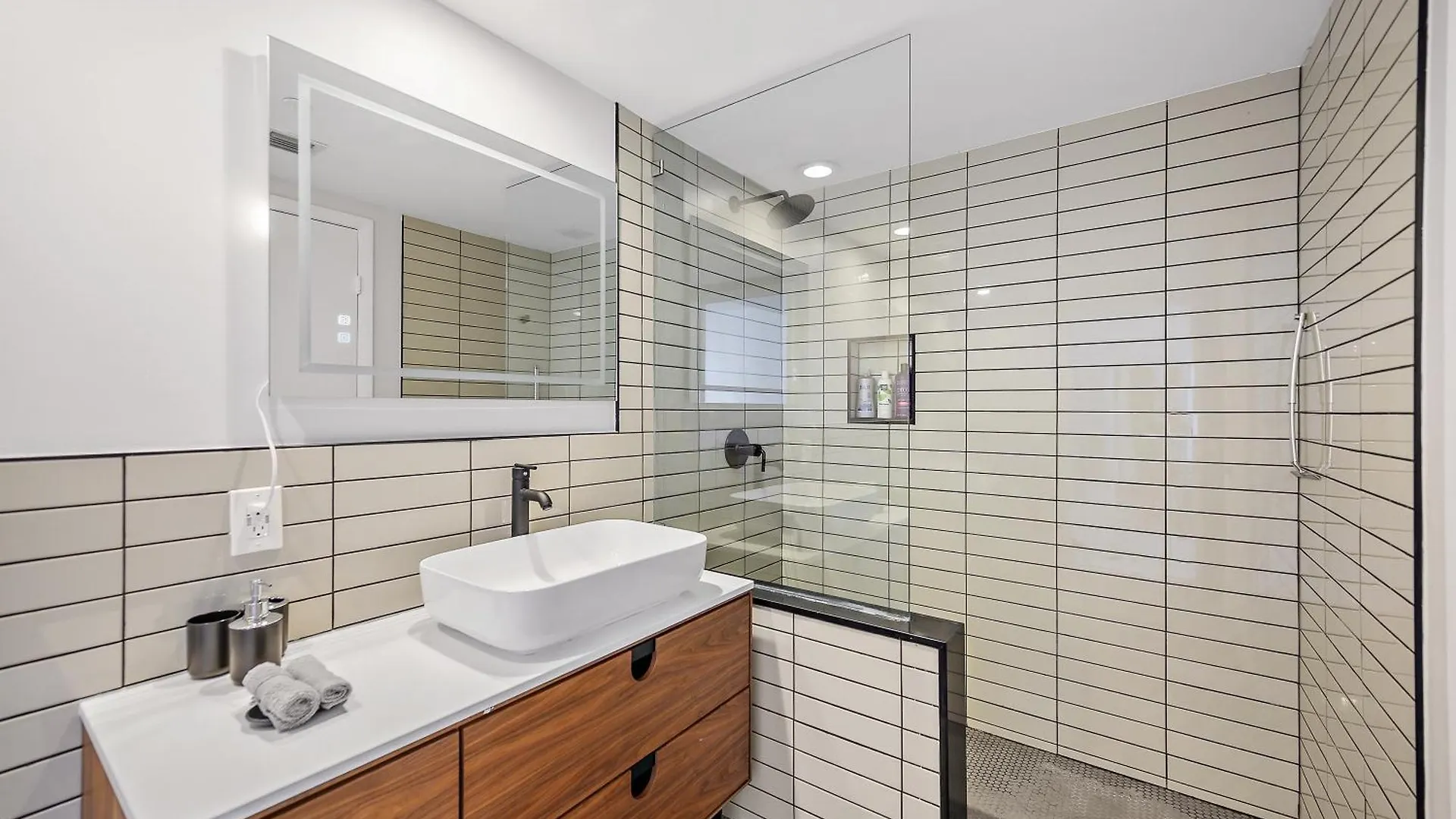 Aparthotel Icon Brickell Residences 4*