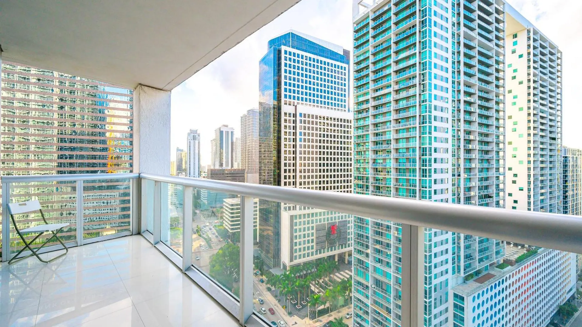 Aparthotel Icon Brickell Residences 4*