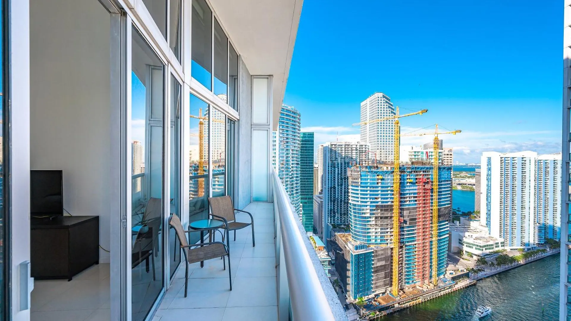 Icon Brickell Residences 4*