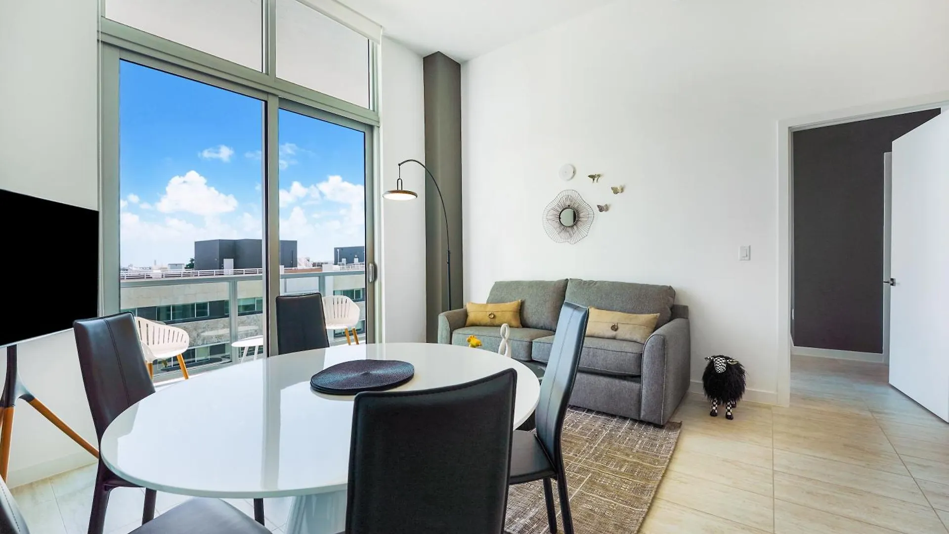 Apartment Nomada Destination Residences - Quadro