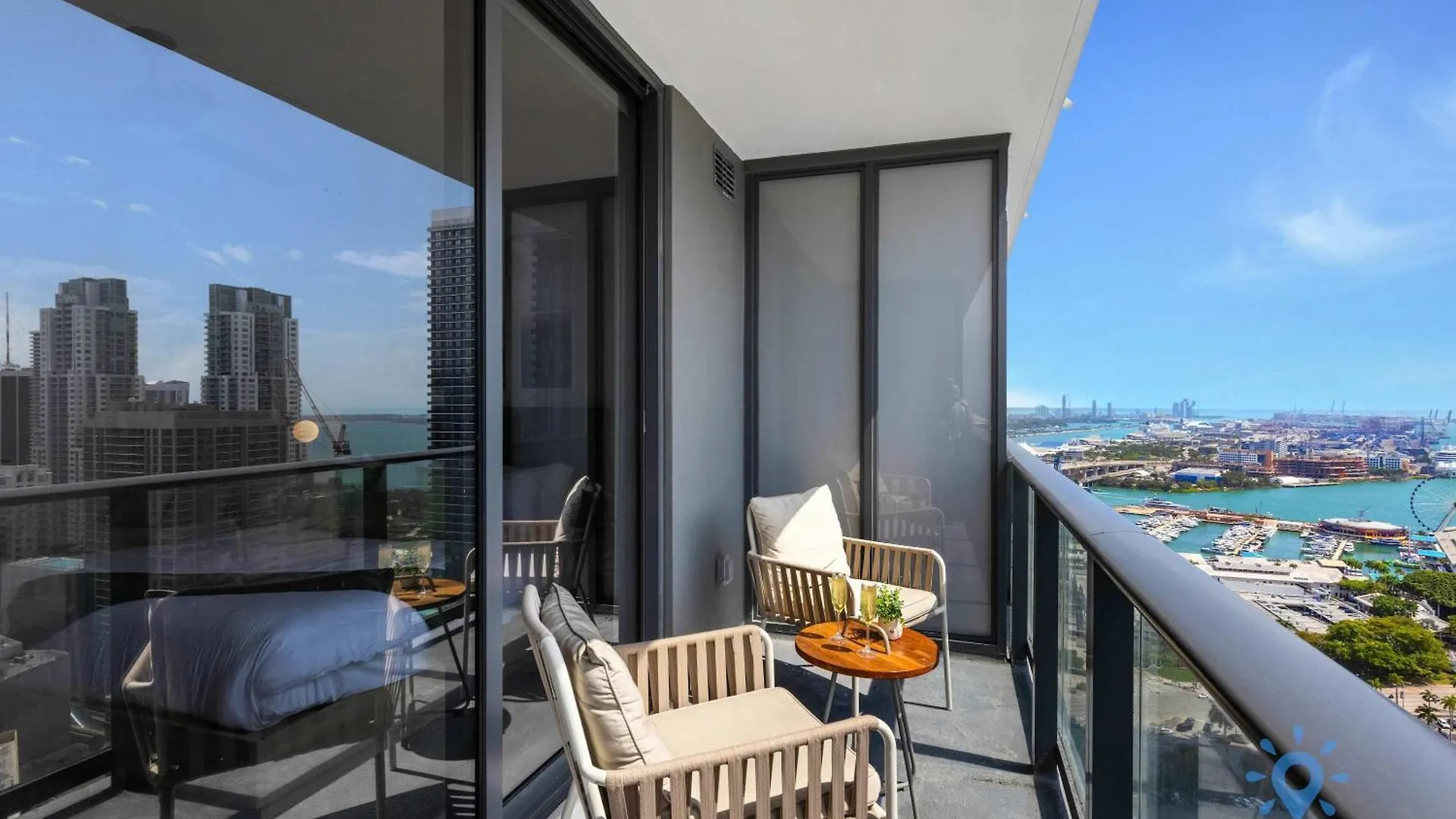 Apartment Stylish -amenities & Pool Miami