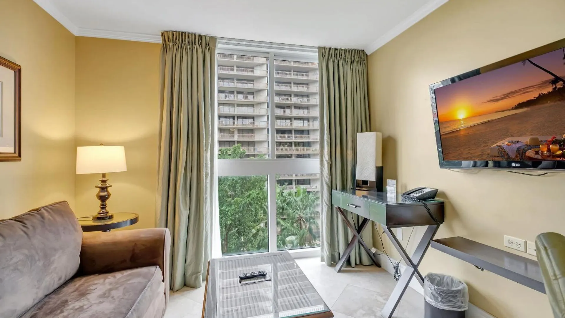 Grove Cove - Pool Parking Coconut Grove *