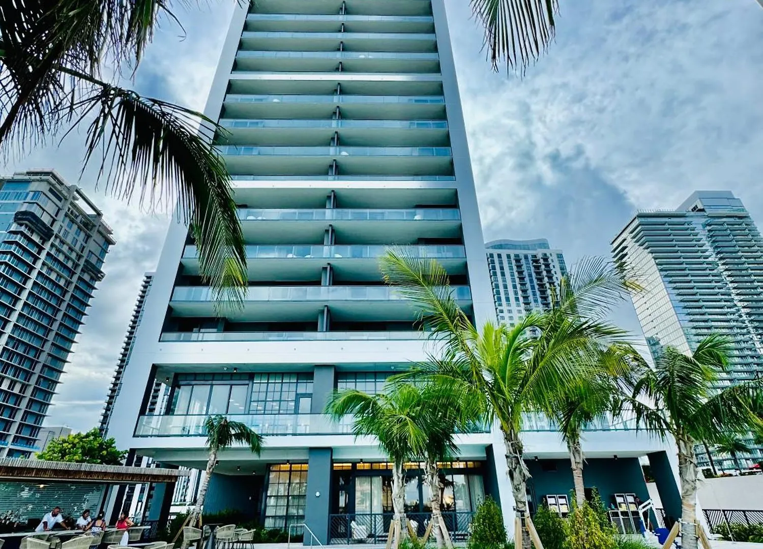New 2bd 2 Bath Lux Penthouse And Bay View Apartment