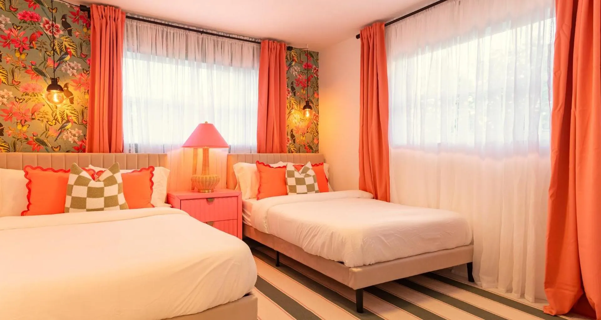 Luxe For 8, Hot Tub, Mins To Beach, Wynwood Holiday home Miami