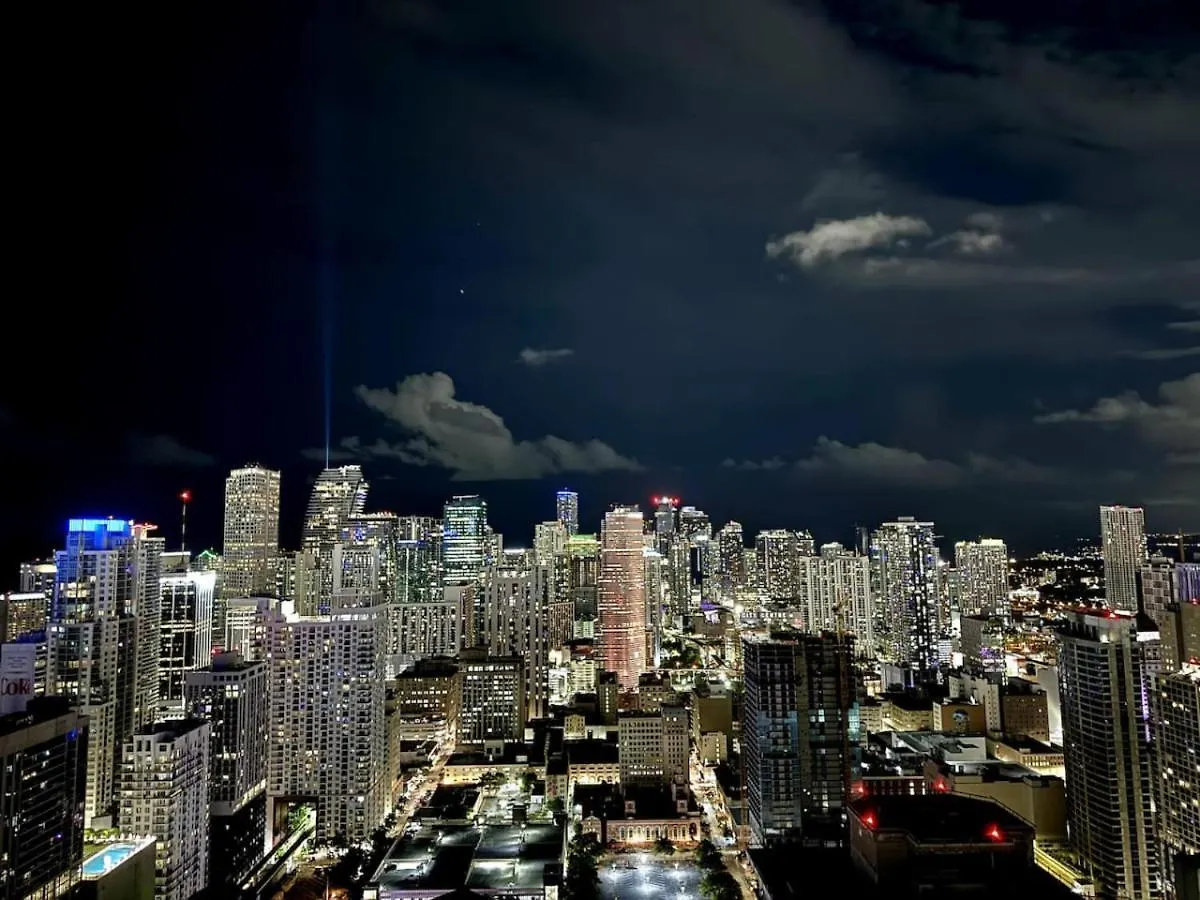 48th Floor Ph Collection 1 Bd Brand New Downtown Miami