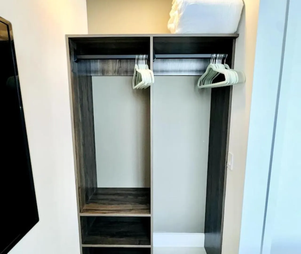 New 2bd 2 Bath Lux Penthouse And Bay View Apartment *