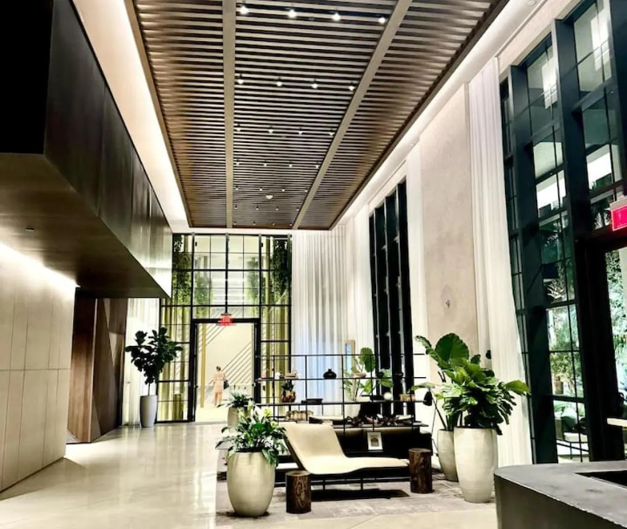 48th Floor Ph Collection 1 Bd Brand New Downtown Apartment *