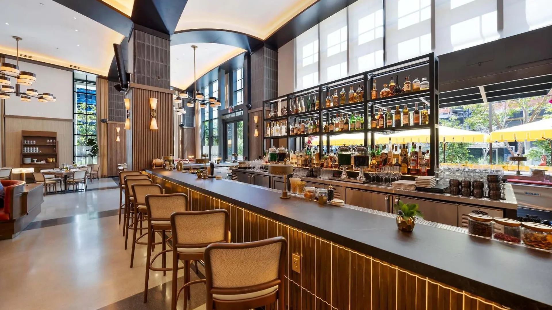 Escape Stylish In The Heart Of Dtw Miami