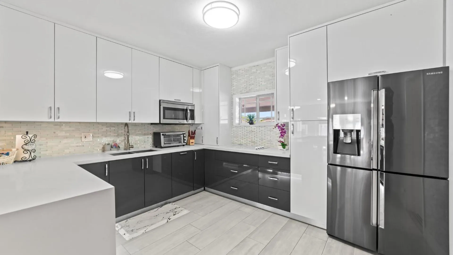 Perfect Location House In Pool & Jacuzzi L43 Holiday home Miami