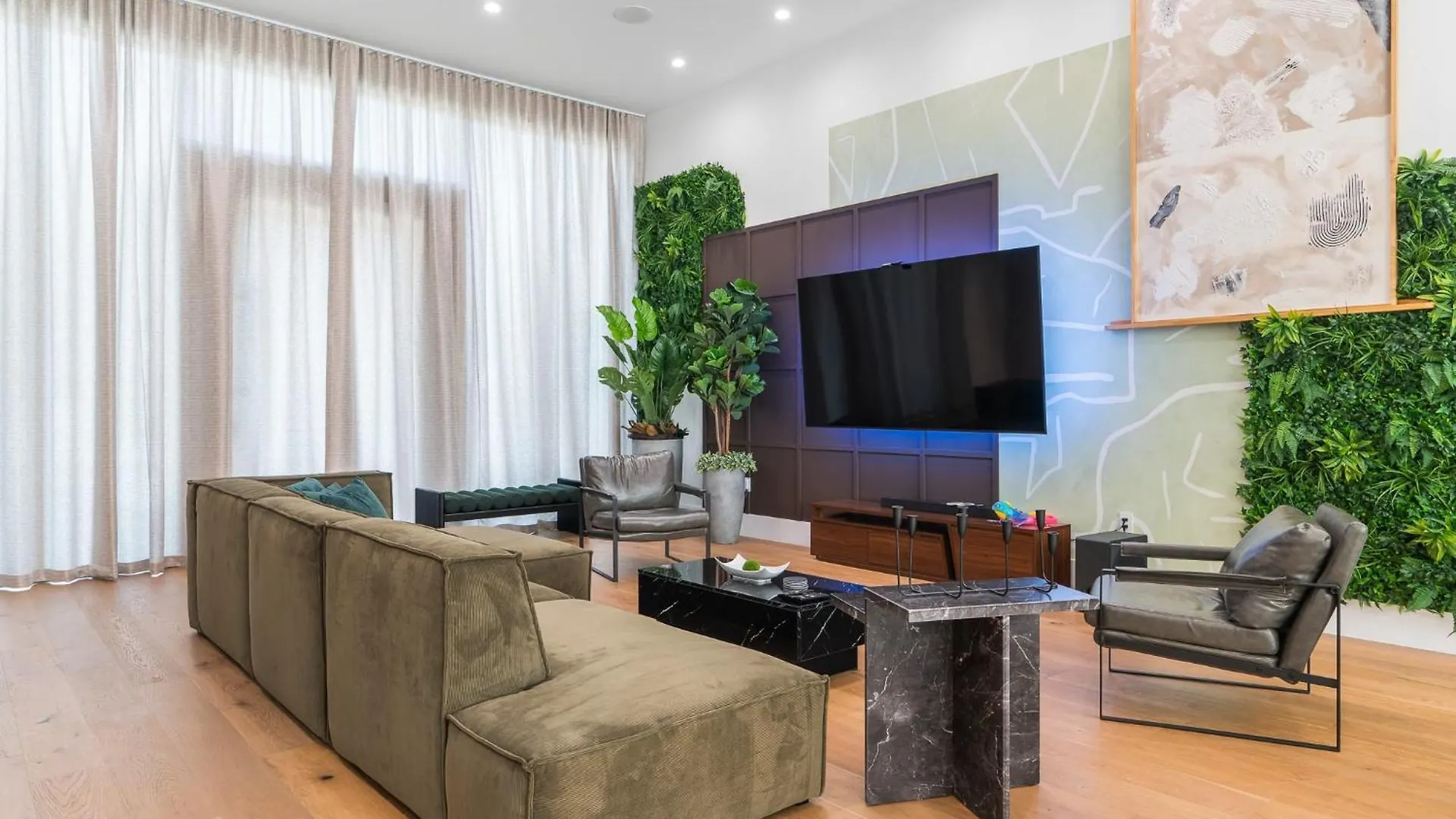 Modern Build Heated Pool Huge Open Concept بيت للعطل