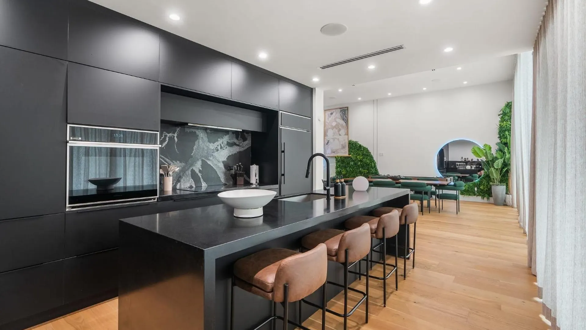 Modern Build Heated Pool Huge Open Concept بيت للعطل