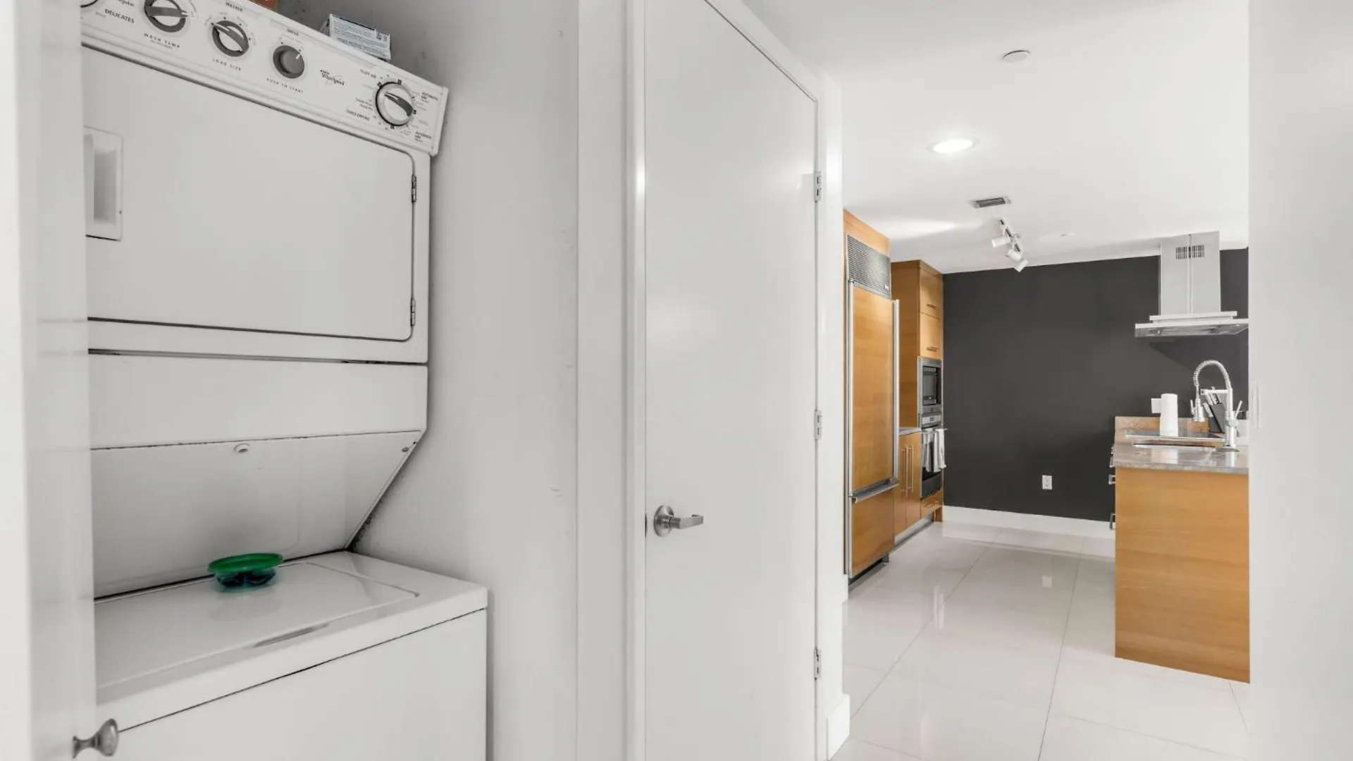 Icon Brickell 1 Bed 1 Bath At The W Miami