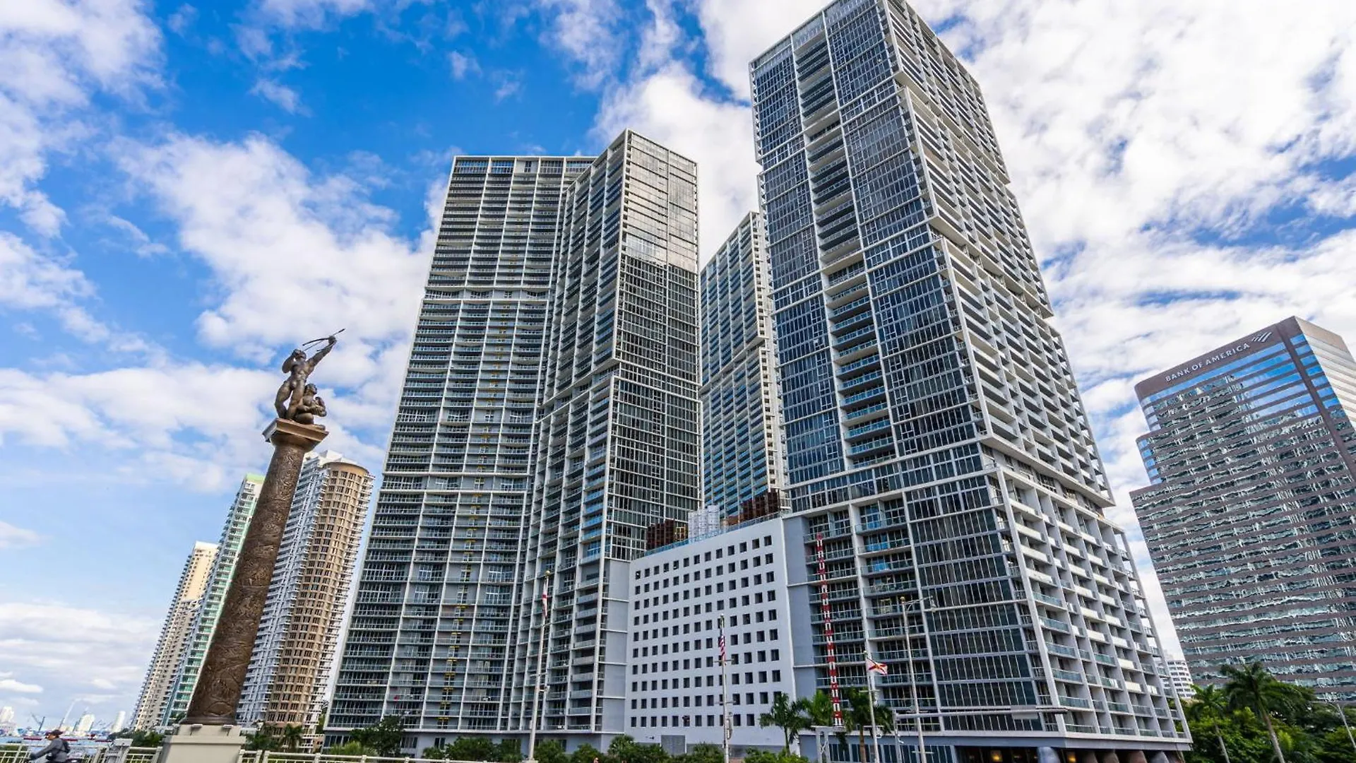 Apartment Icon Brickell 1 Bed 1 Bath At The W