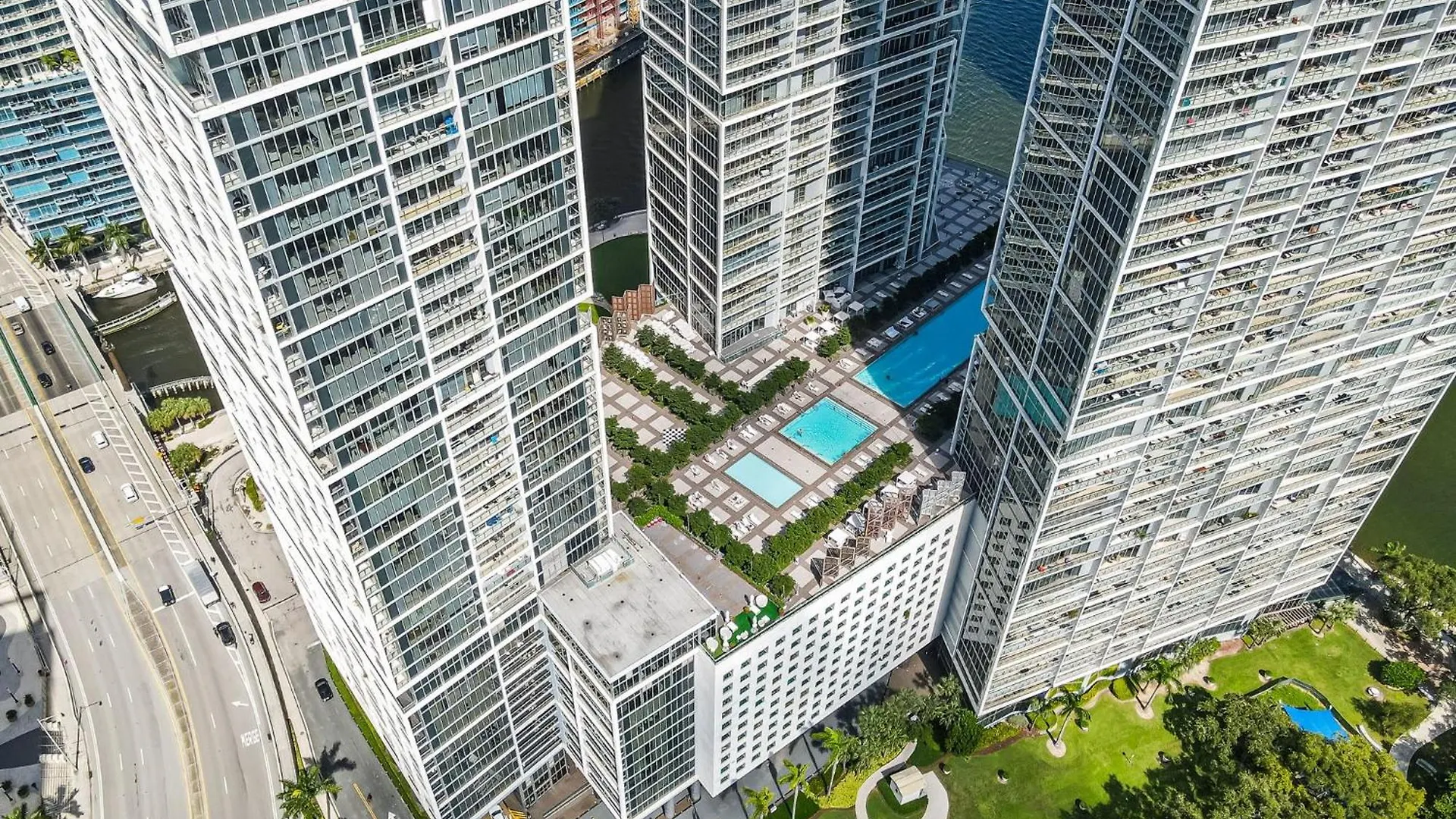 Icon Brickell 1 Bed 1 Bath At The W Miami