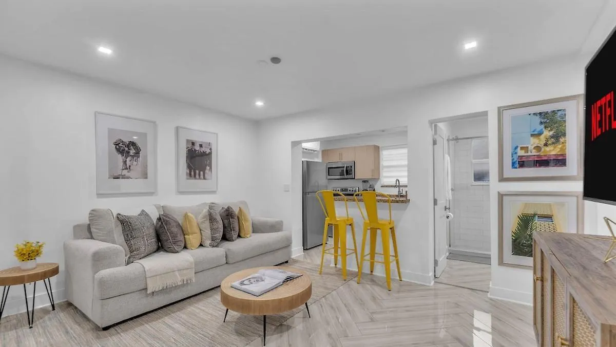 Designer Unit 2 Apartment Miami