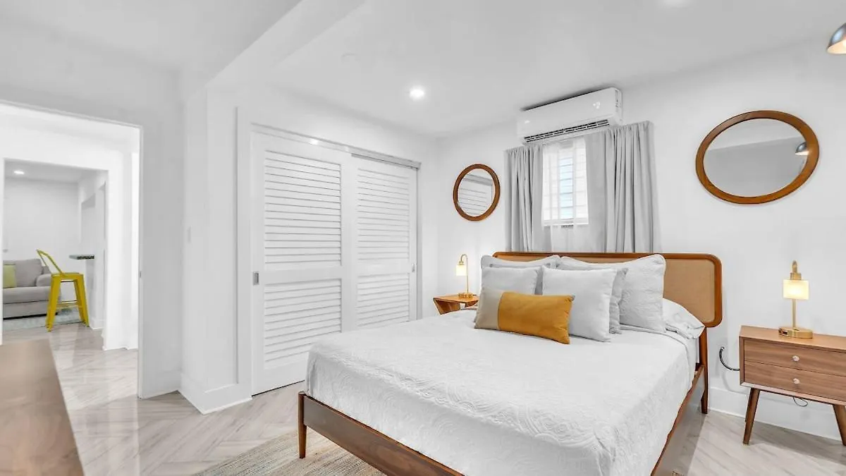 Apartment Designer Unit 2 Miami