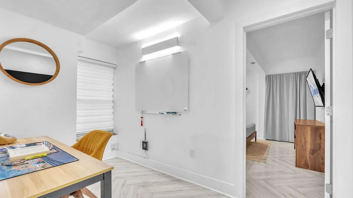 Apartment Designer Unit 2 Miami