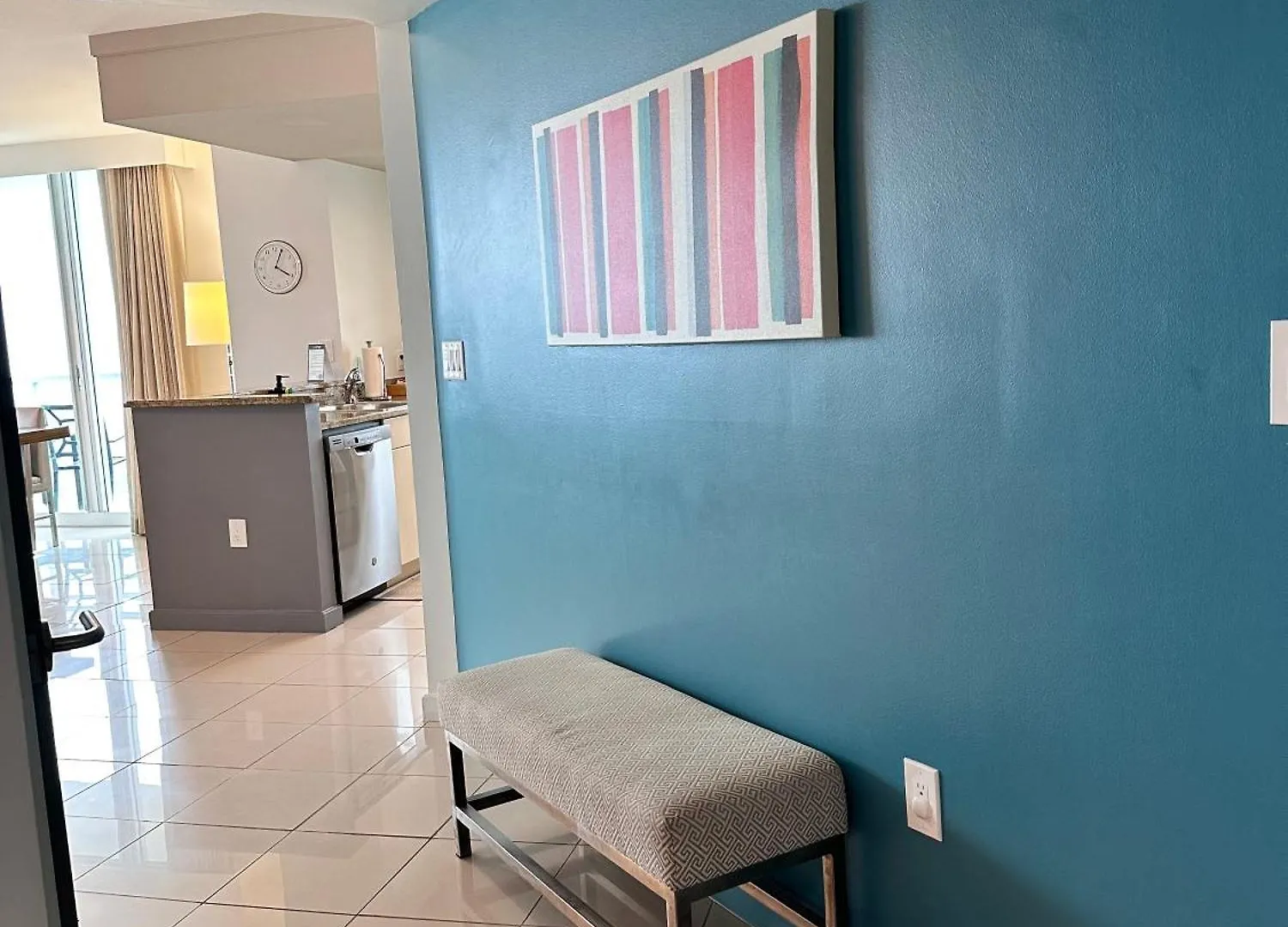 Apartment Breathtaking Direct Bay Views 2 Bedroom With Parking