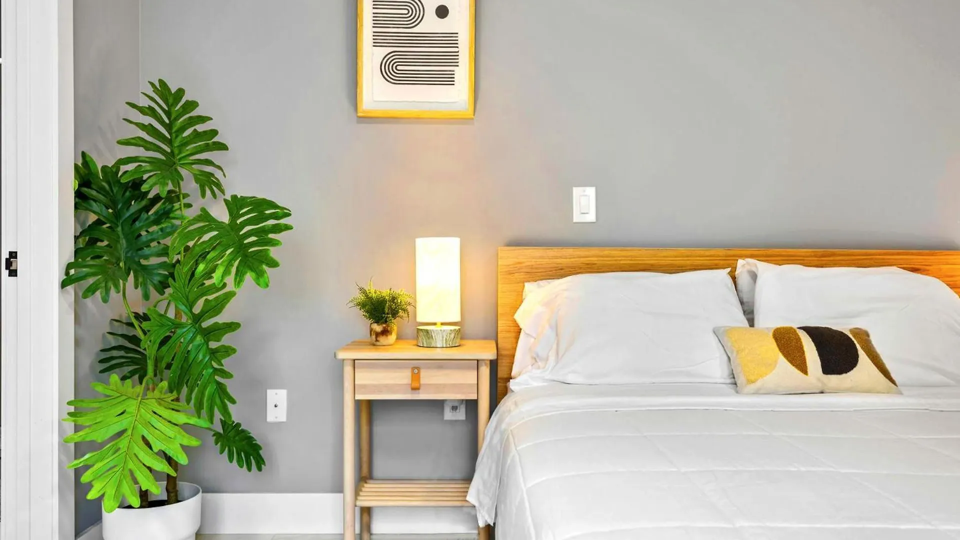 Big W Free Parking Apartment