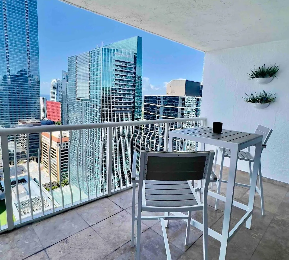 Brickell Center W/city & Bay View + Free Parking! * Miami