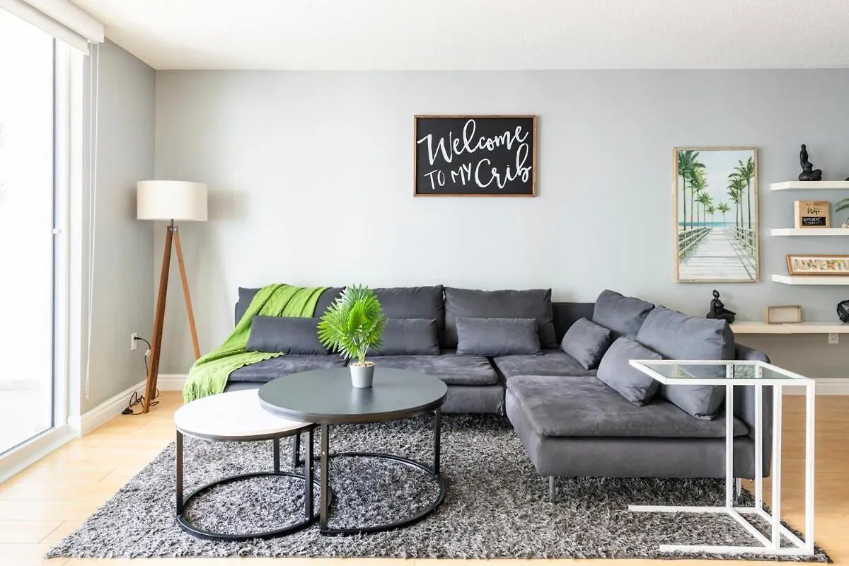 Apartment Brickell Center W/city & Bay View + Free Parking!