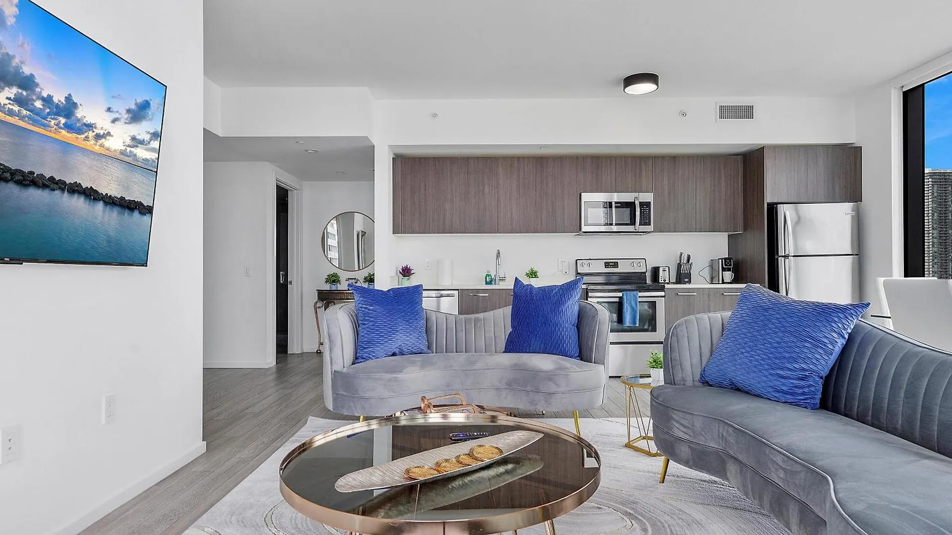 X-lounge - High-rise With Rooftop Pool & Panoramic Views