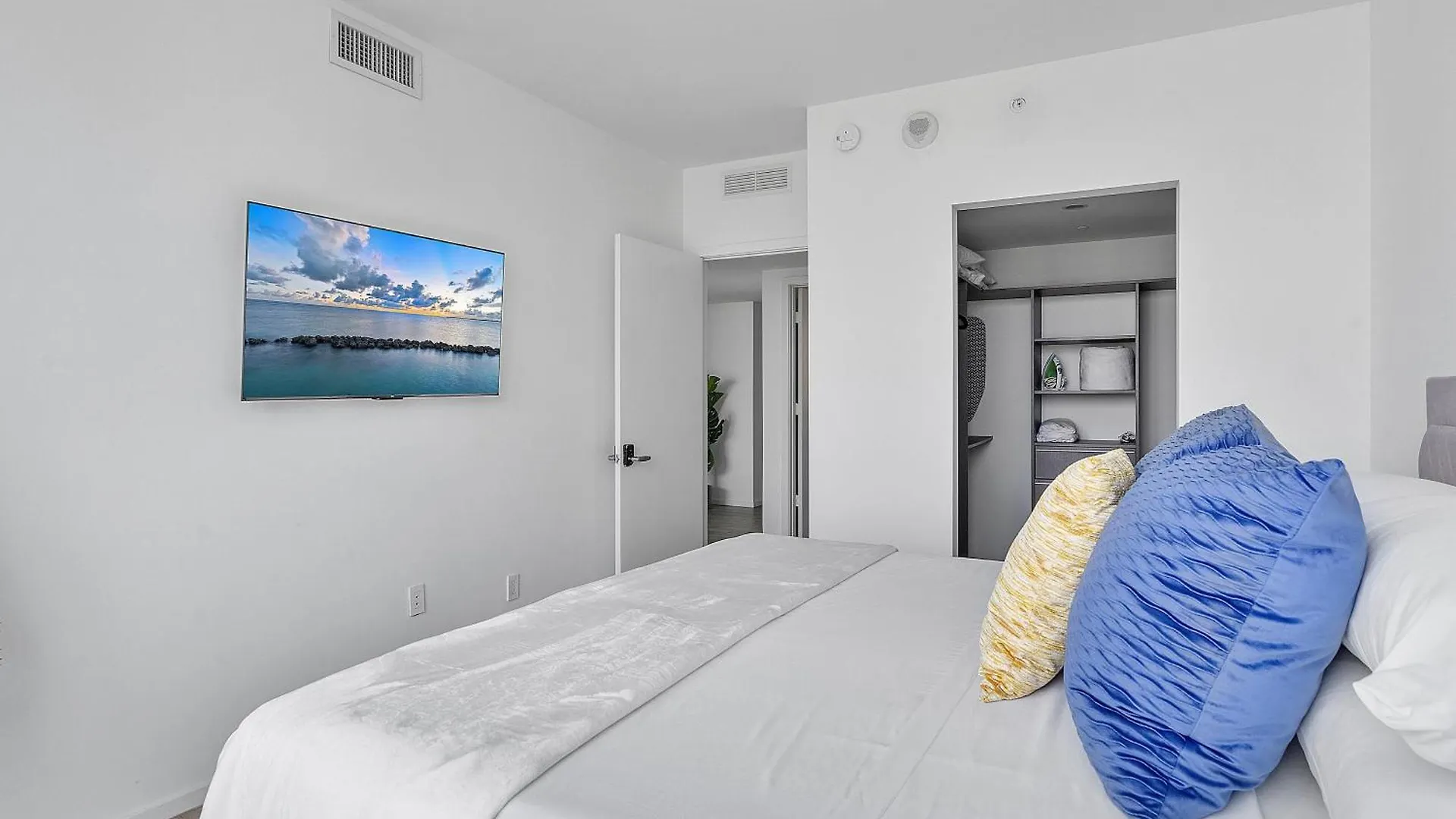 X-lounge - High-rise With Rooftop Pool & Panoramic Views Apartment Miami