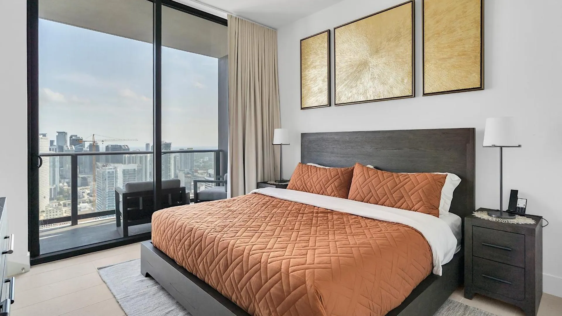 1bd Penthouse With Stunning & Water Views Apartment Miami