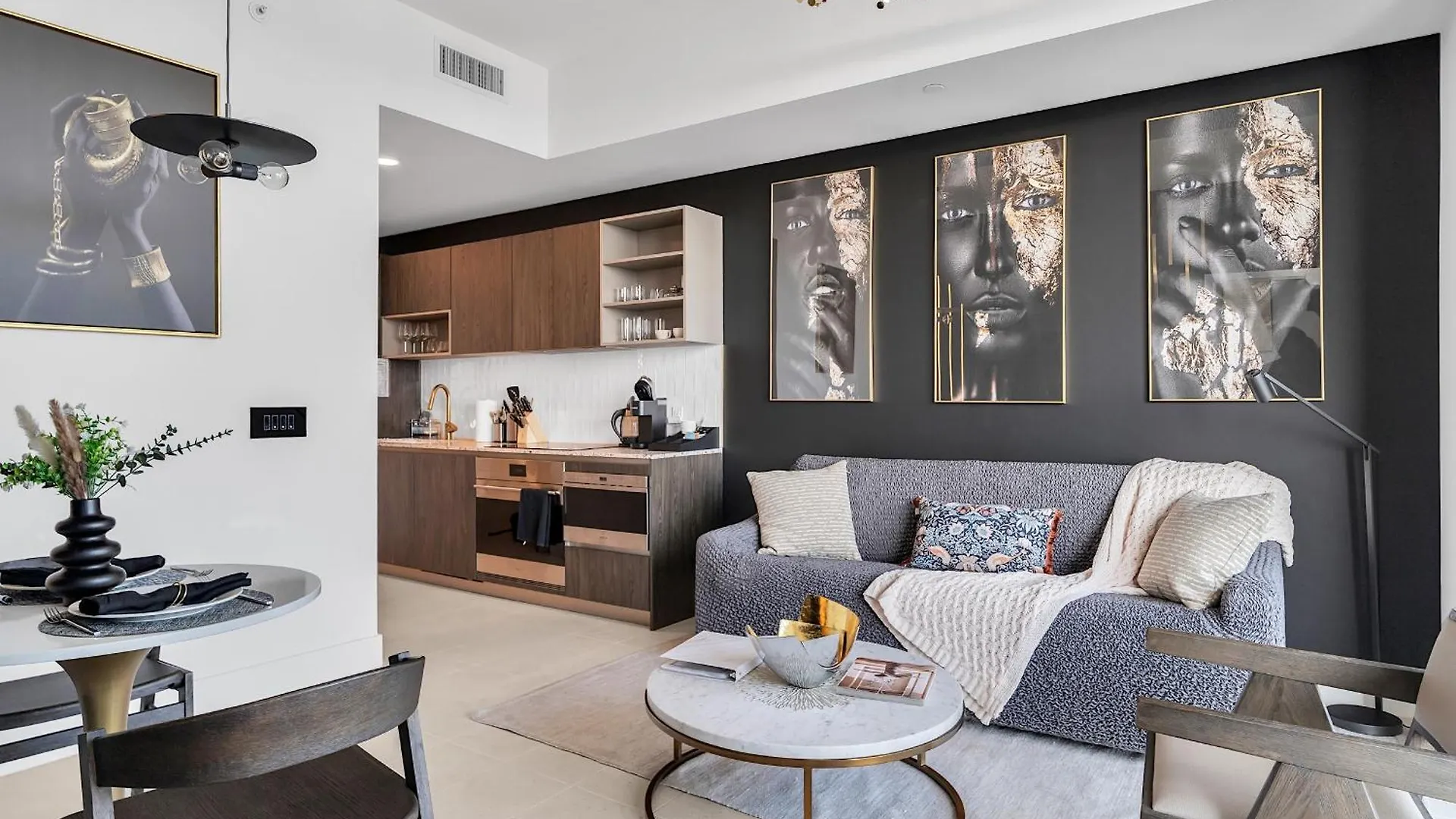 1bd Penthouse With Stunning & Water Views Miami