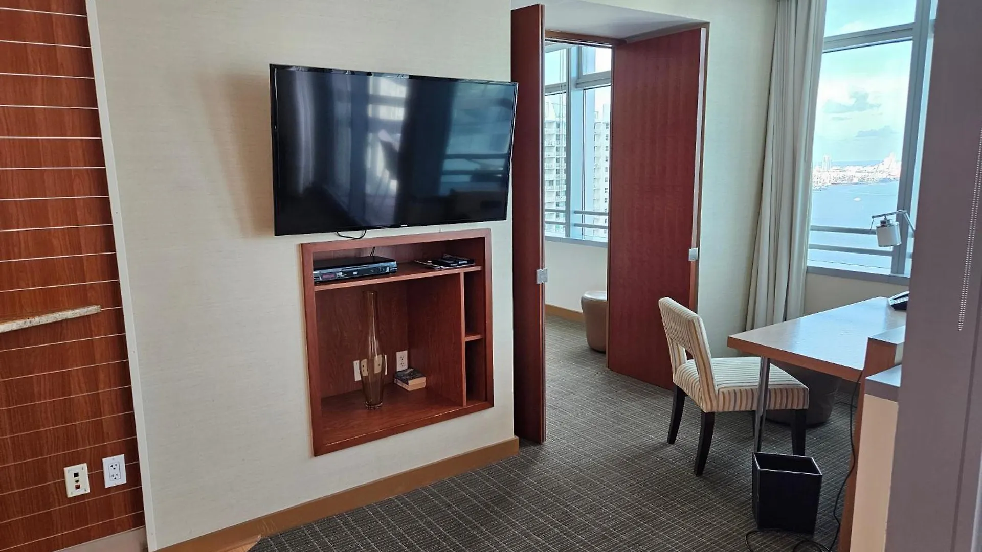 Conrad Apartment Miami