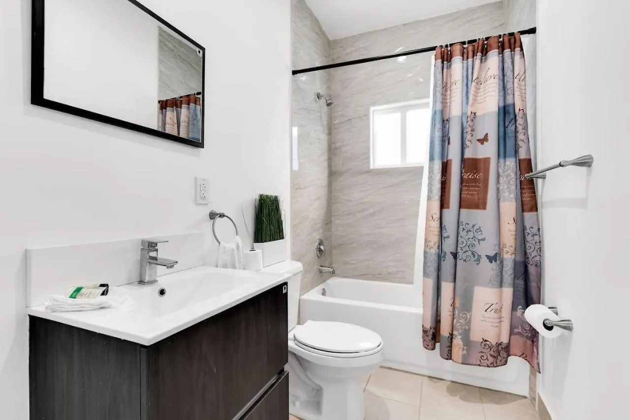 Apartment Charming 3br 2bth Enjoy The 8th Street *