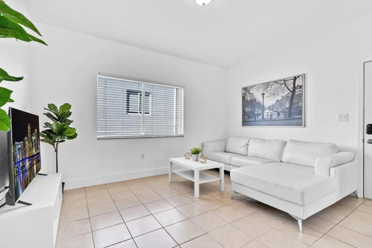 Charming 3br 2bth Enjoy The 8th Street Miami