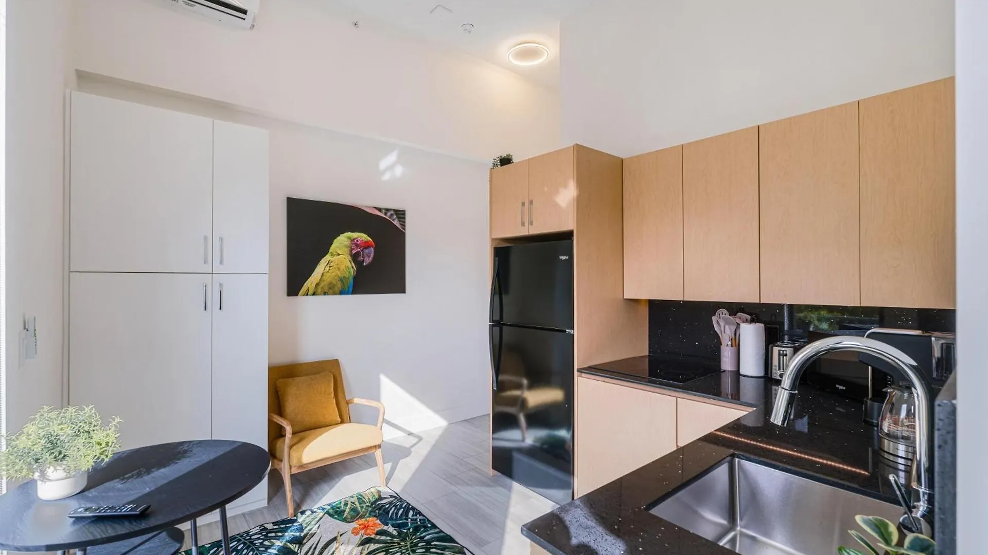 Olive Aparthotel