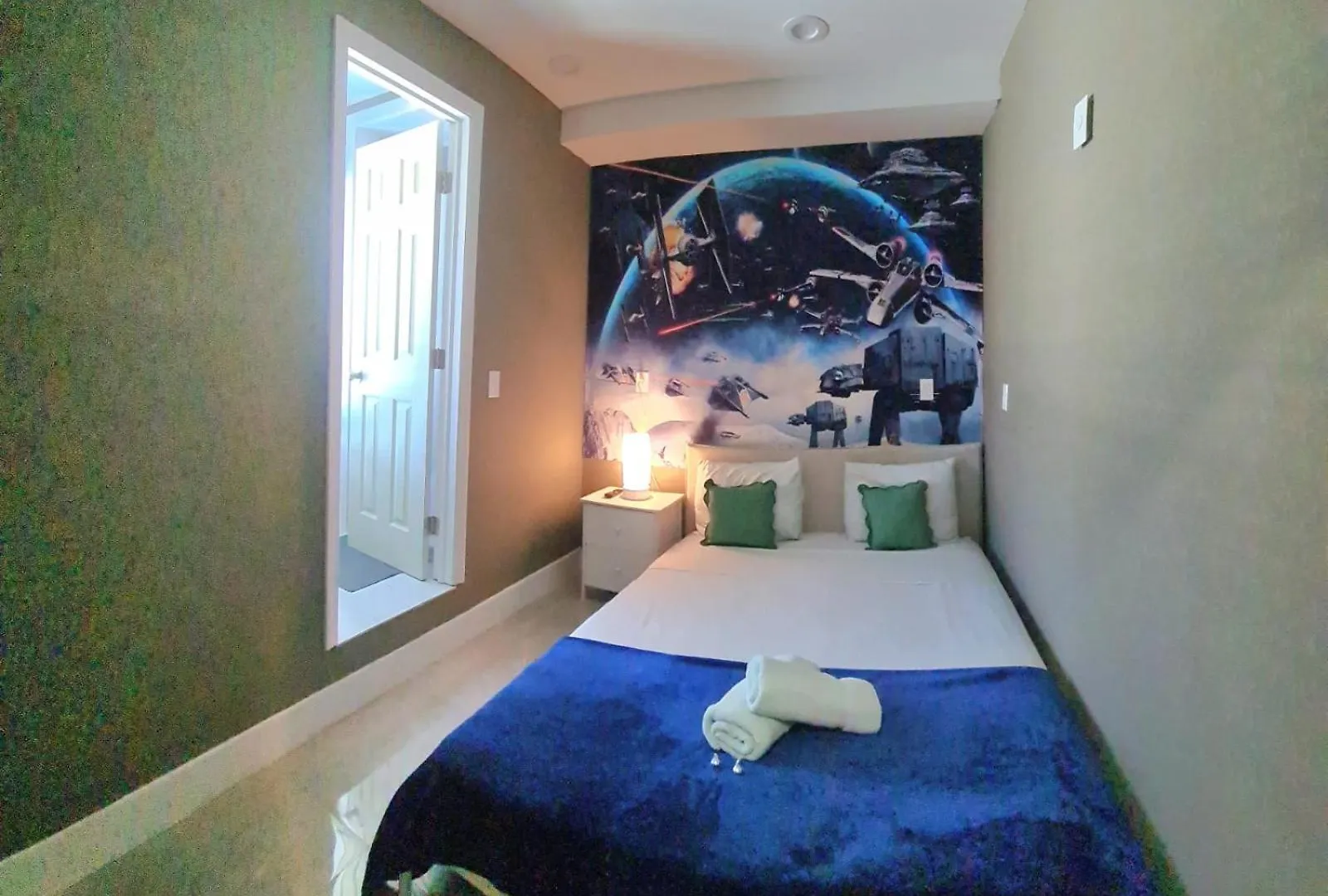 Atrium Design District Apartment