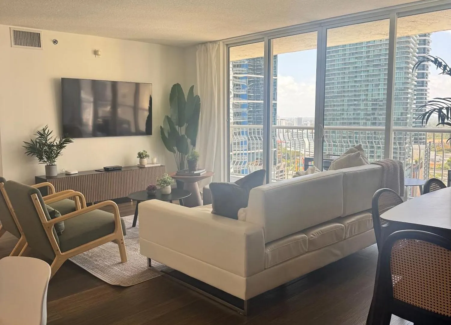 Brickell 2 Bedroom In The Heart Of Apartment