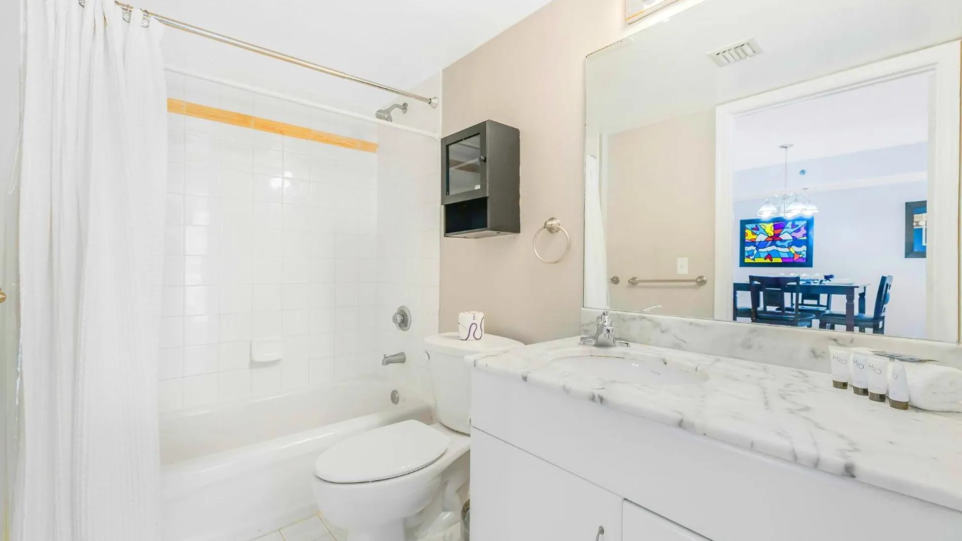 Spacious W Great Amenities! Apartment *