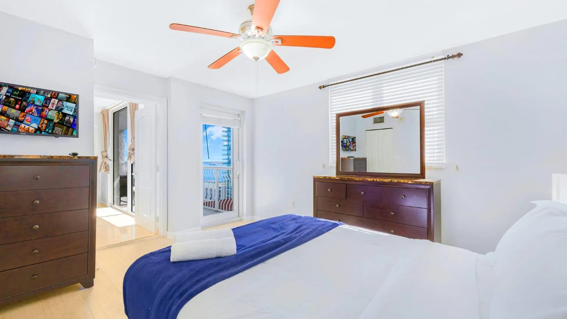 Spacious W Great Amenities! Apartment