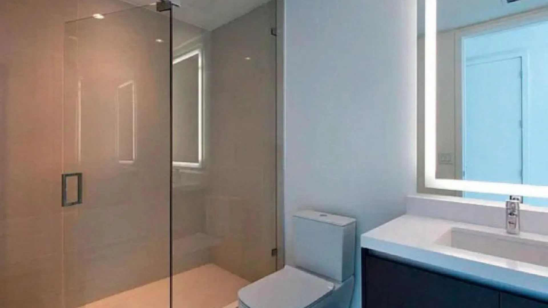 Penthouse With Panoramic Views In Downtown