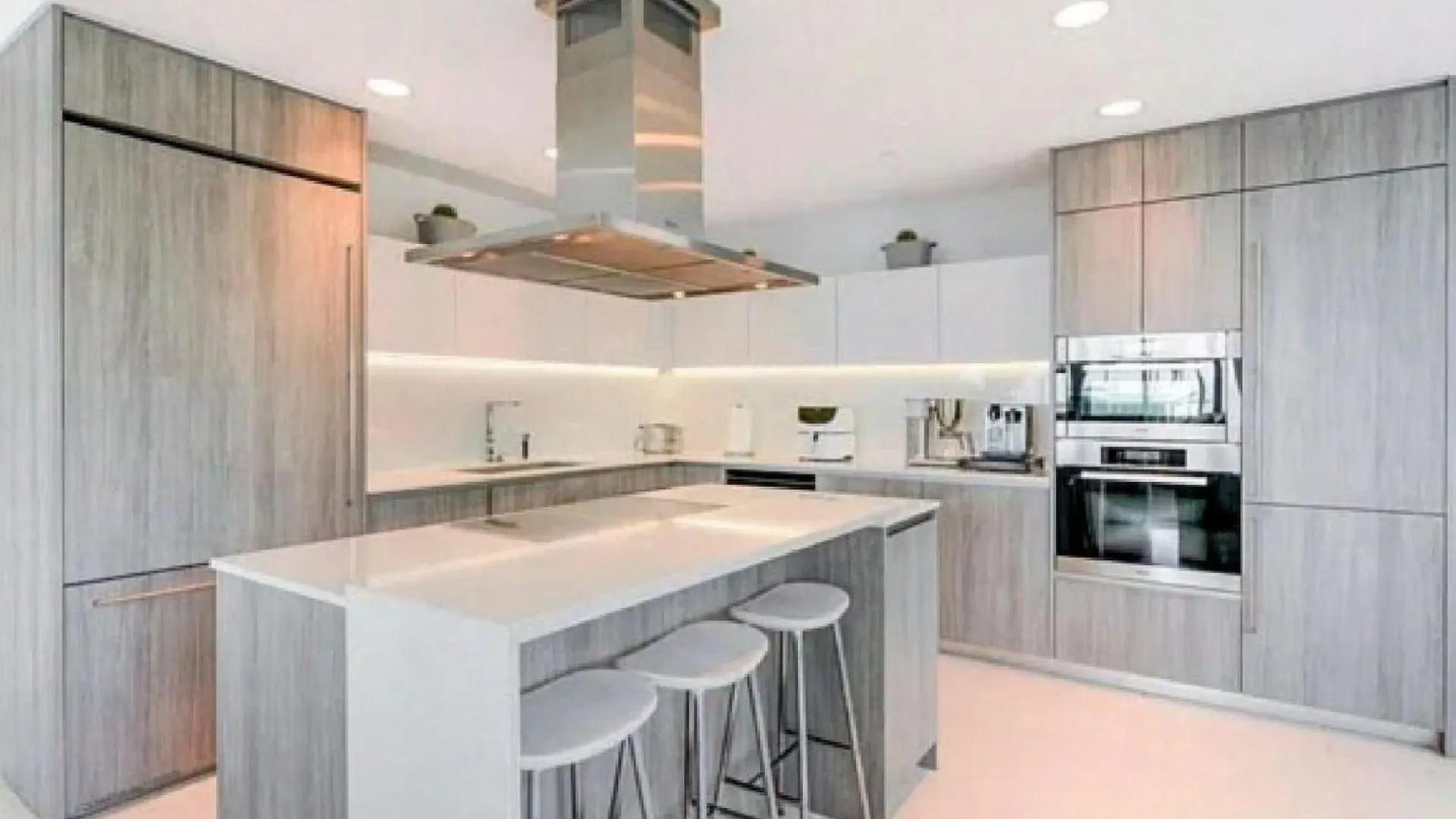 Apartment Elegant With Ocean Views In Key Biscayne *
