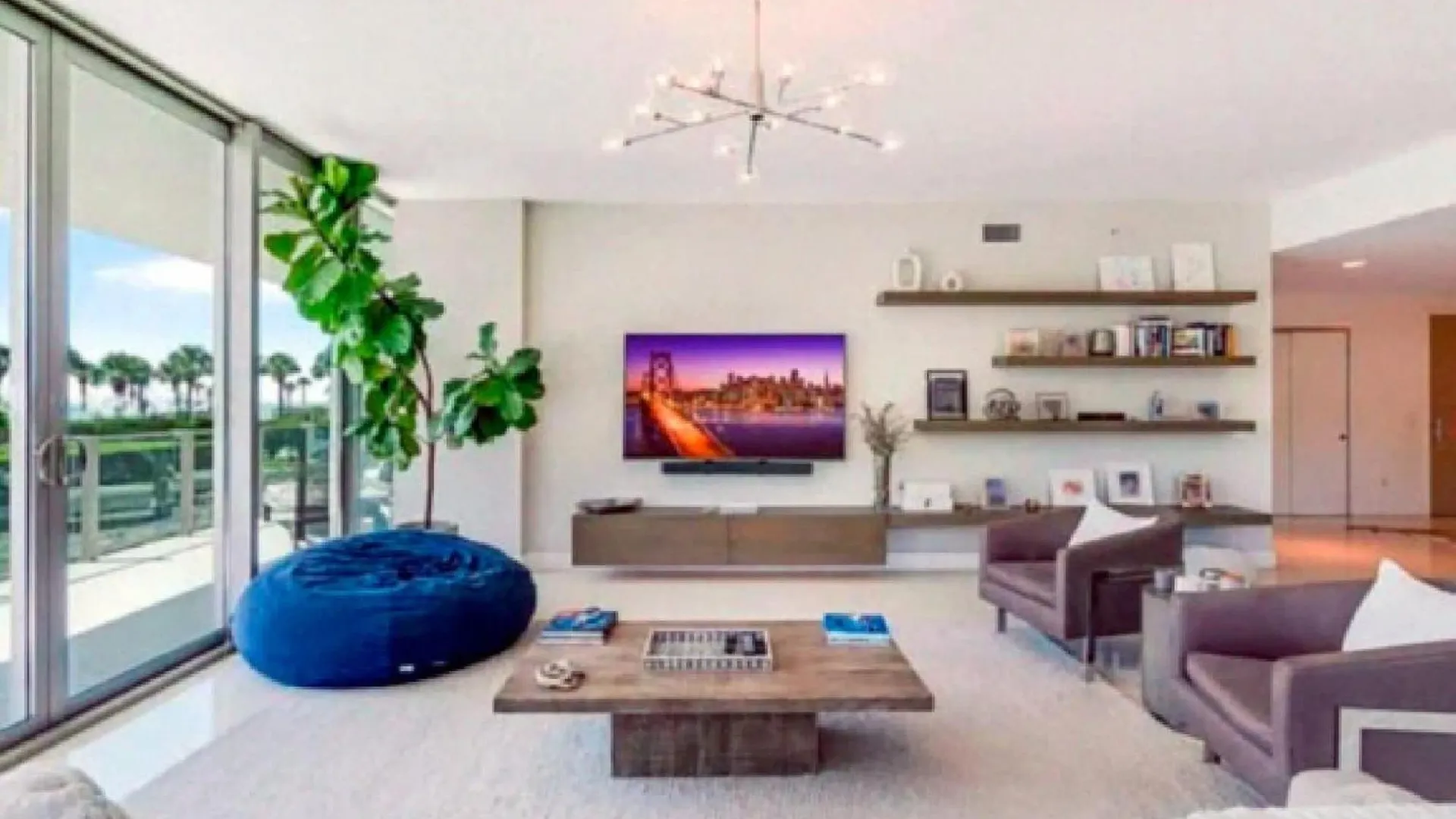 Elegant With Ocean Views In Key Biscayne *