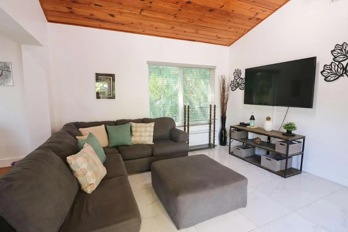 Rustic Modern Retreat - 4br Open Concept * Miami