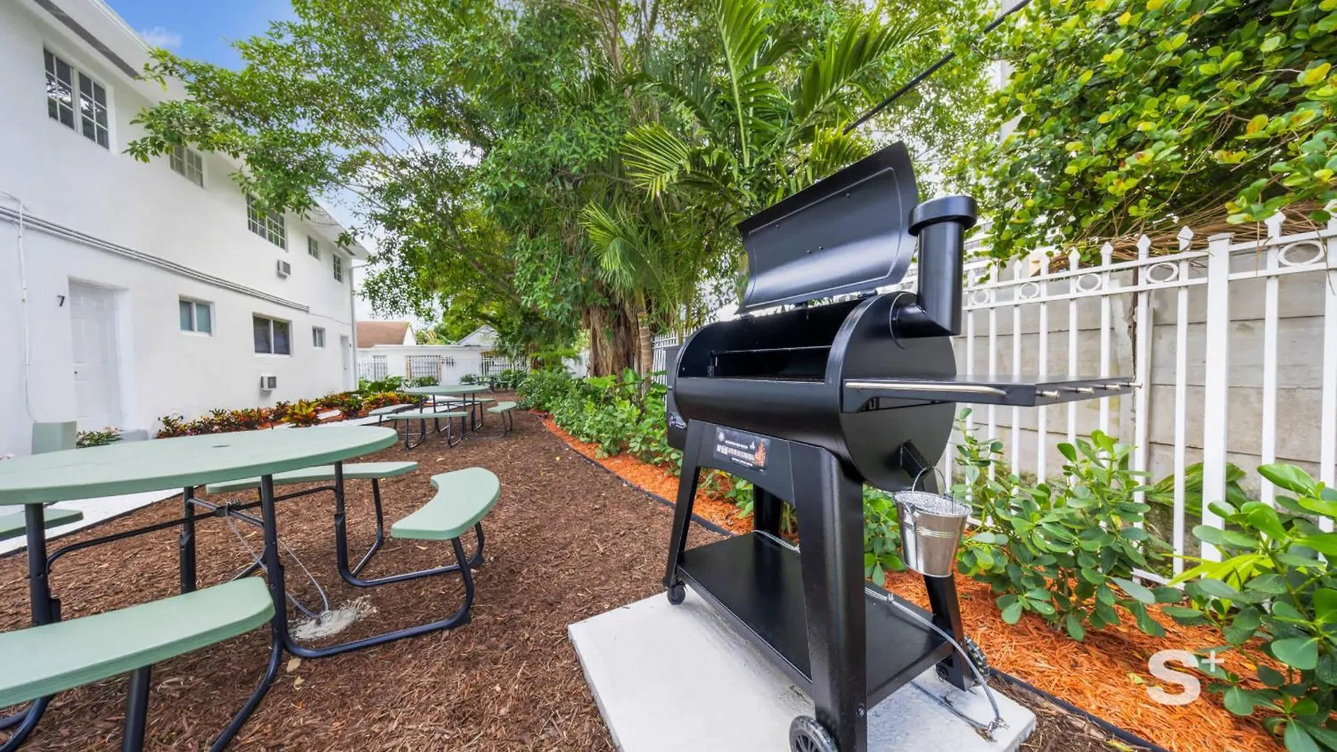Modern 1-br In * Miami