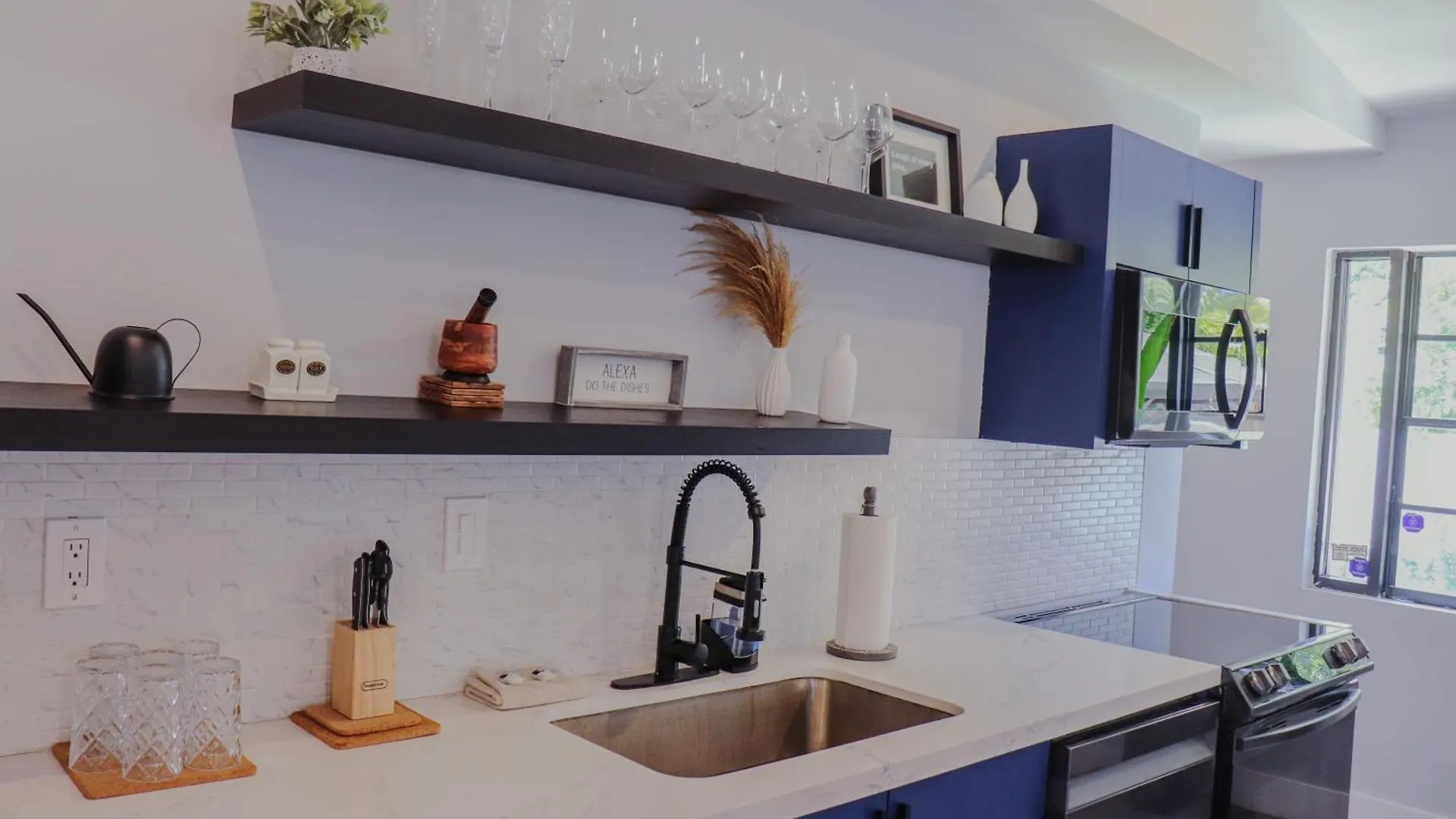 Zoka House 5 Mints From Brickell Holiday home Miami