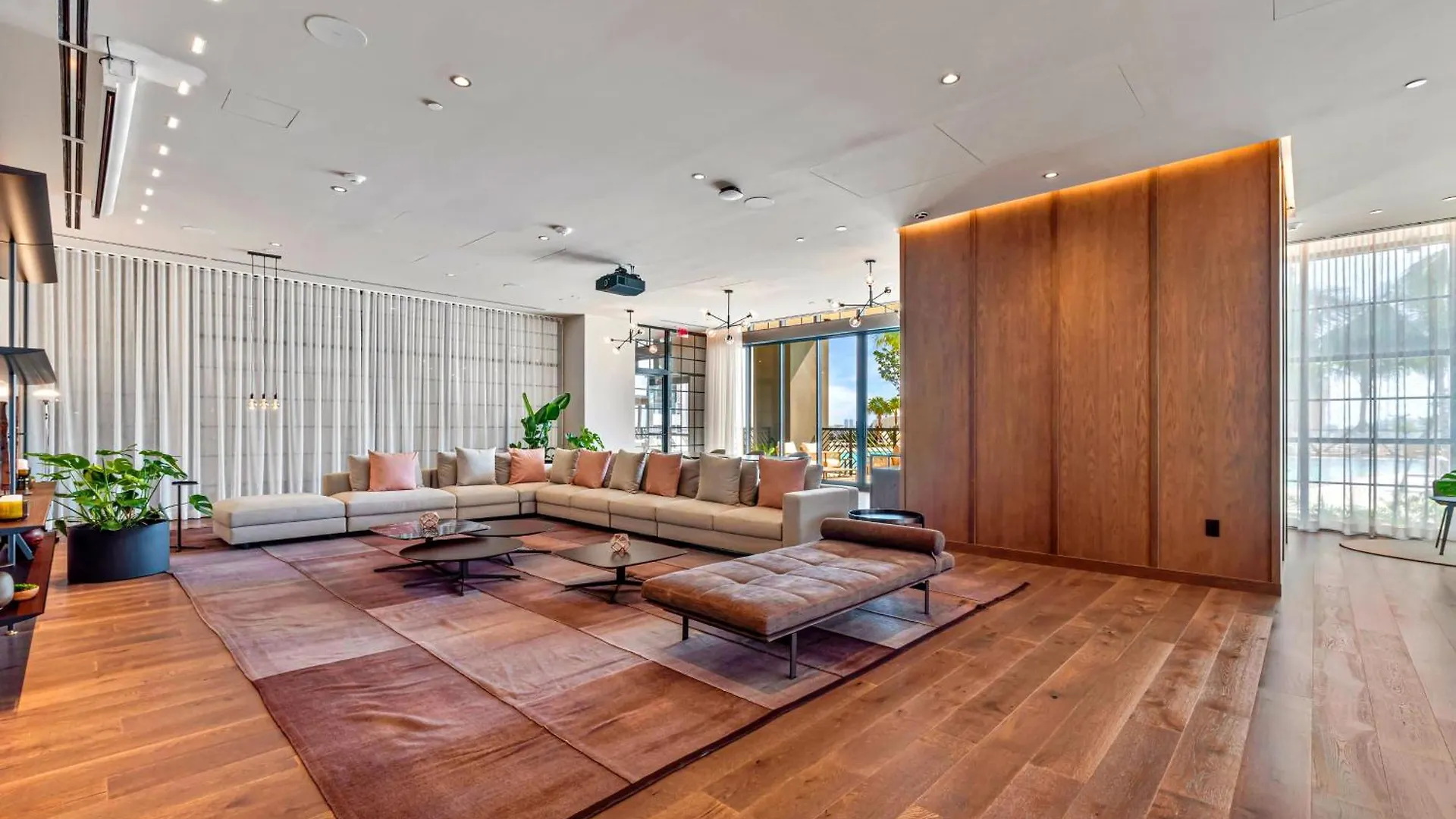 Ph 49 Floor Luxury W Free Parking *